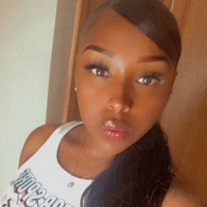 Meet your Posher, Deja